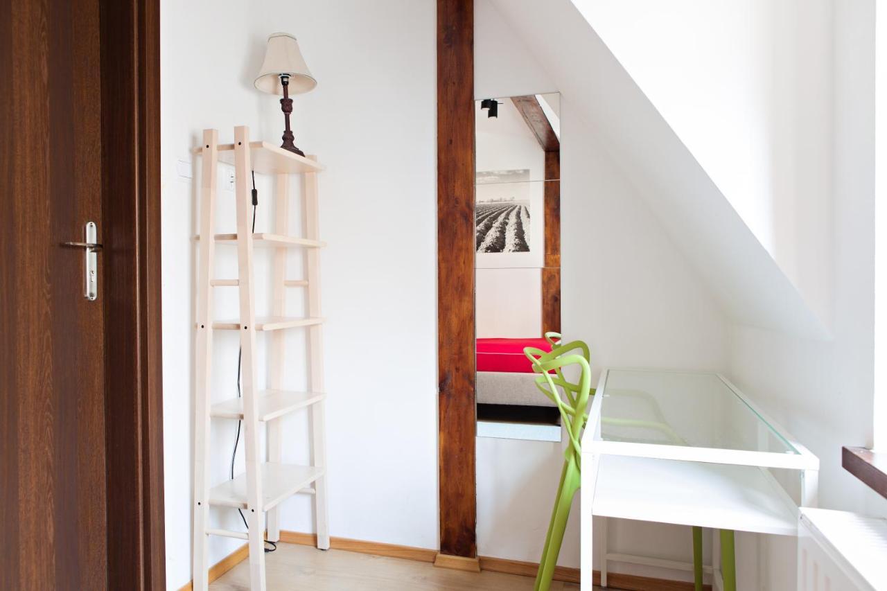Hostel Starowka Zamość Buitenkant foto