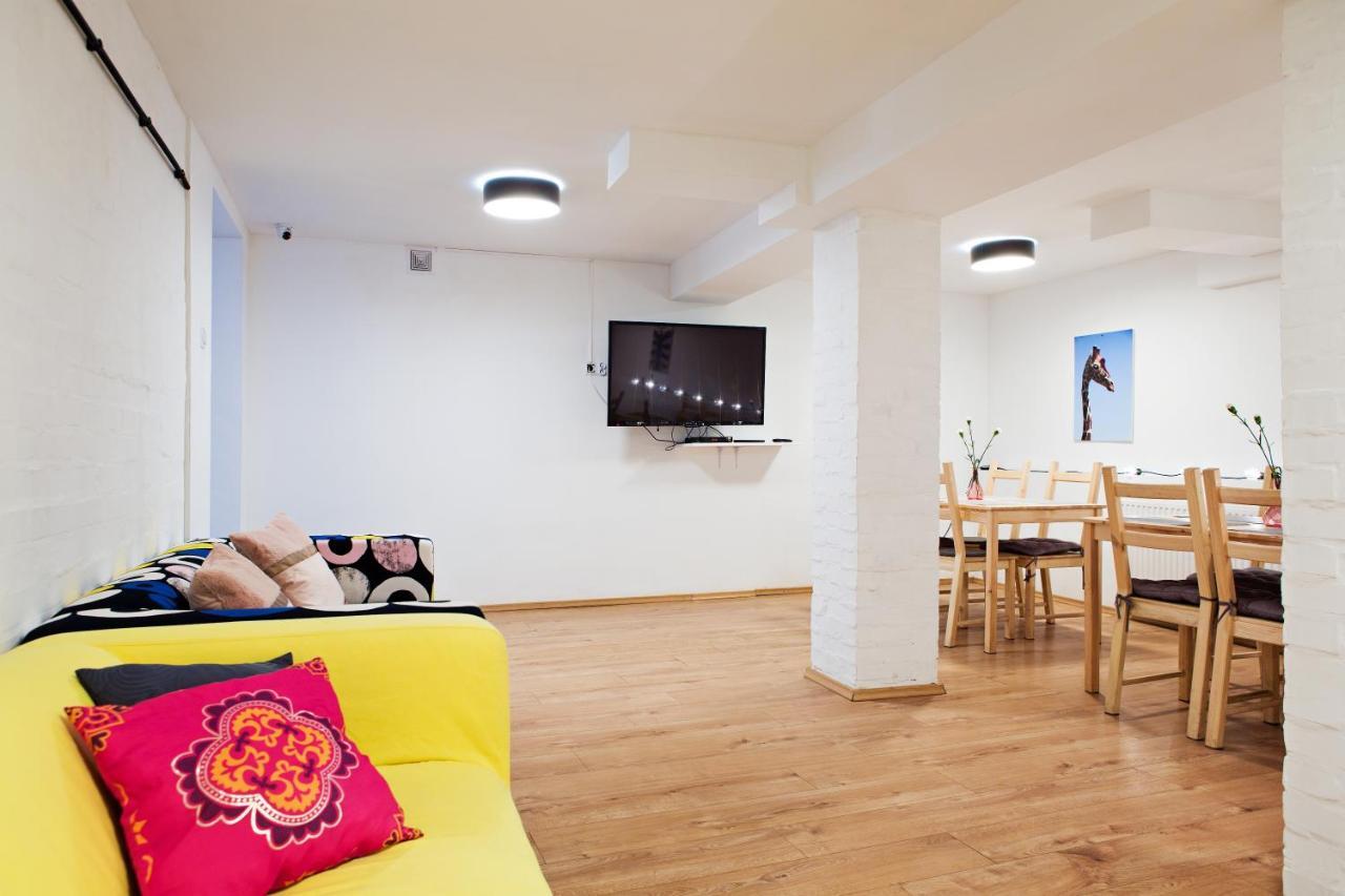 Hostel Starowka Zamość Buitenkant foto